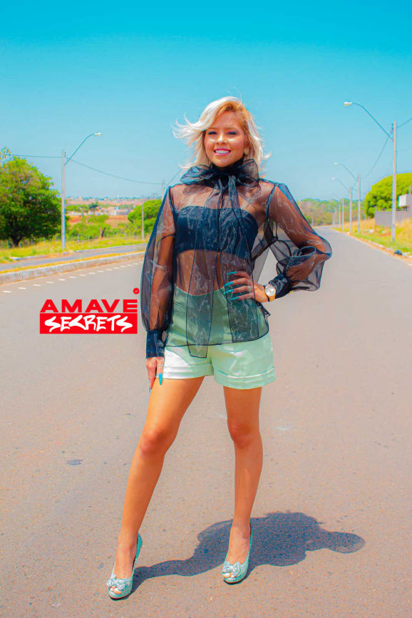 Conjunto Blusa Organza com Top e Short em Alfaiataria